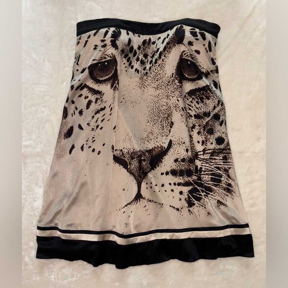 Bebe 90s Y2K Snow Leopard Strapless Mini Dress